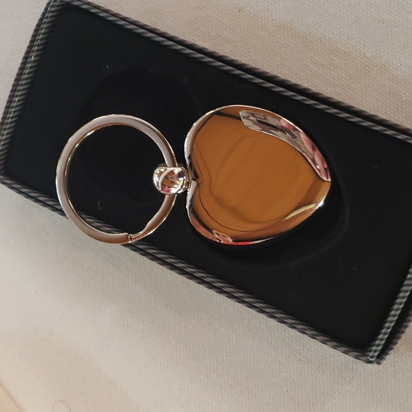 Key chain - Picture 2 of 2